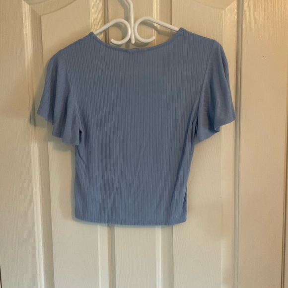 Queen Bees small light blue patterned top. - Picture 2 of 2